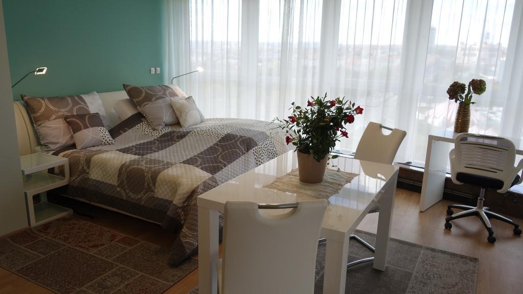 Penthouses Vinice Apartman Prága Kültér fotó