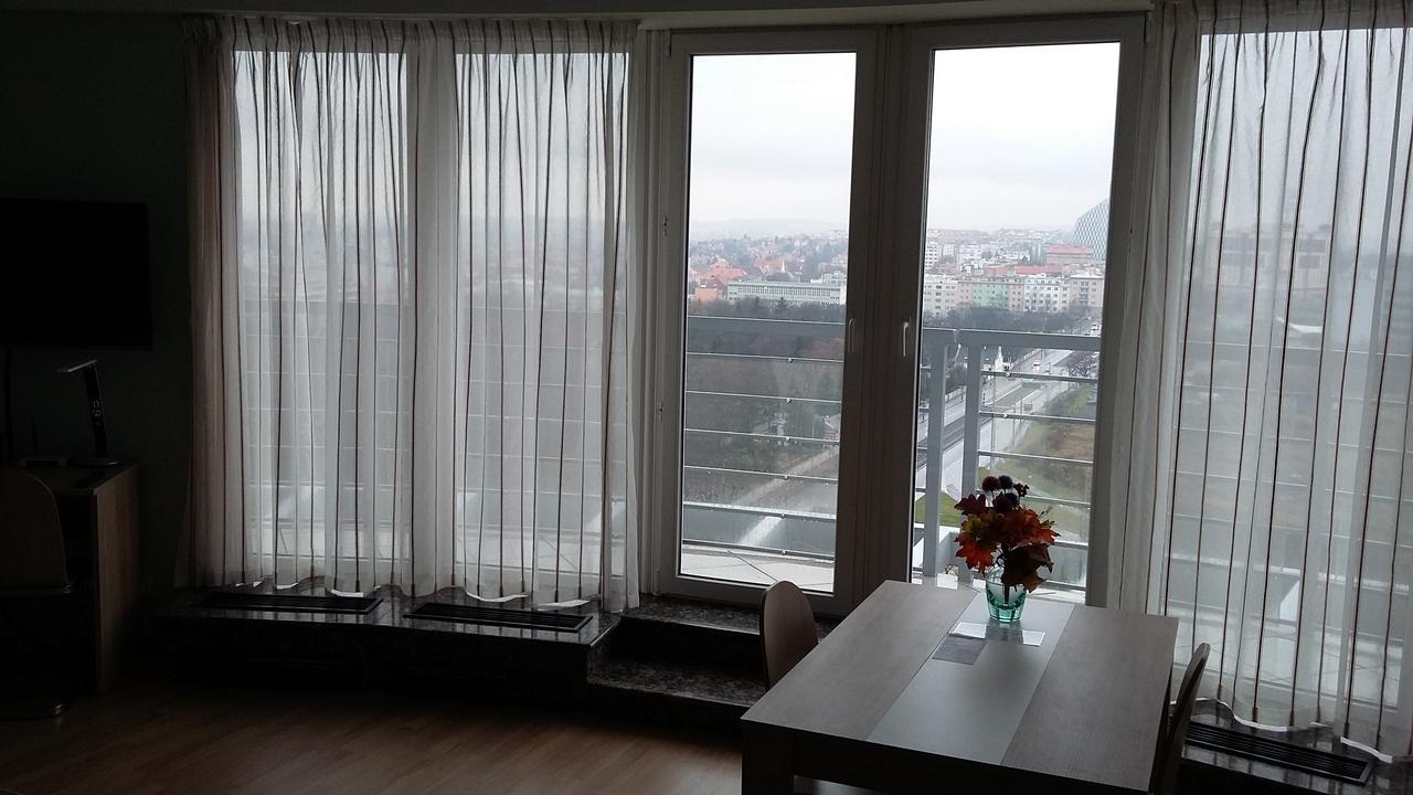 Penthouses Vinice Apartman Prága Kültér fotó